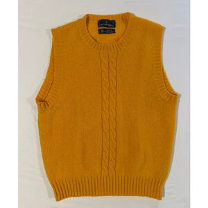 VTG Lady Van Heusen S Yellow Shetland Wool Cable Knit Sweater Vest Academia Gpa